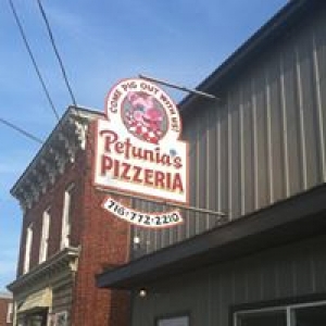 Petunia's Pizzeria
