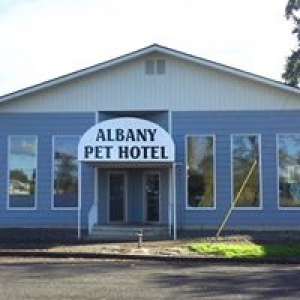 Albany Bed 'N' Beauty Pet Hotel