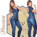 Jeans Posesion